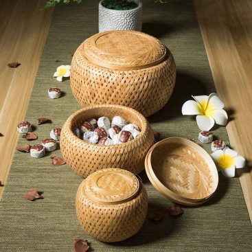 Bamboo Woven Basket With Lid